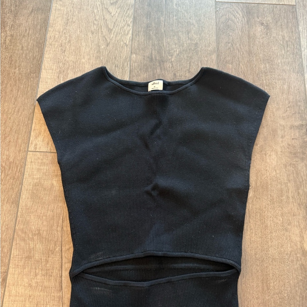 Wilfred Black Ribbed Knit Top